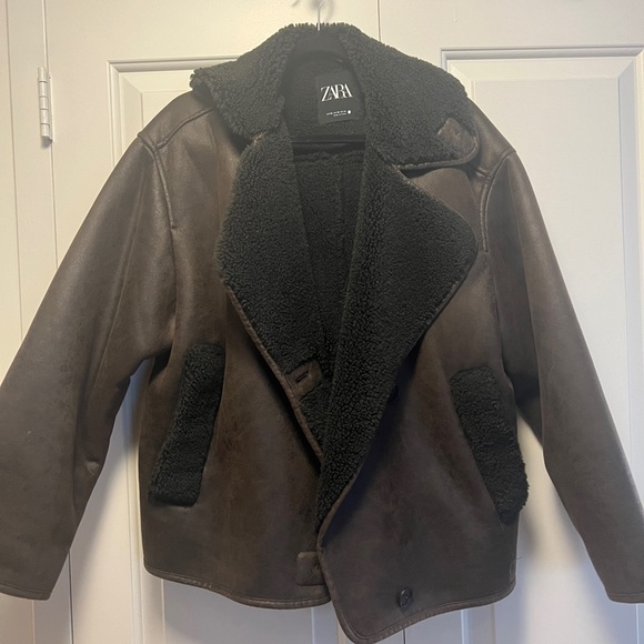 Zara Faux shearling lined jacket - Picture 9 of 10